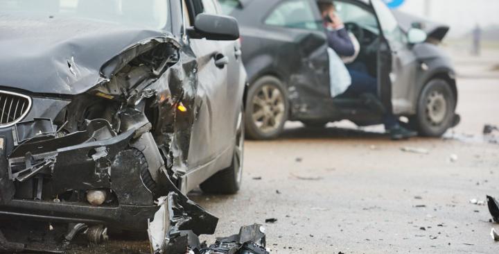 Maman divorcée, en crise financière depuis un accident